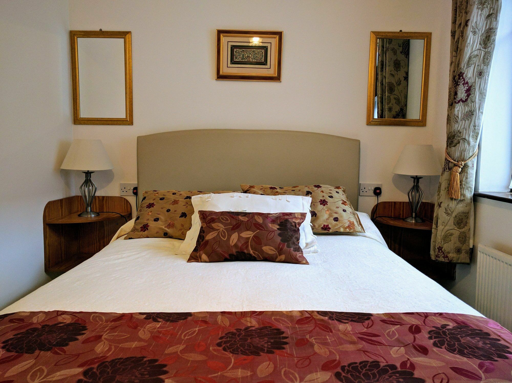 Slieve Bloom Manor Hostel Killarney Exterior foto